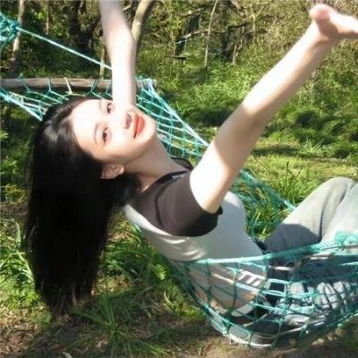 弘大诊所 海报