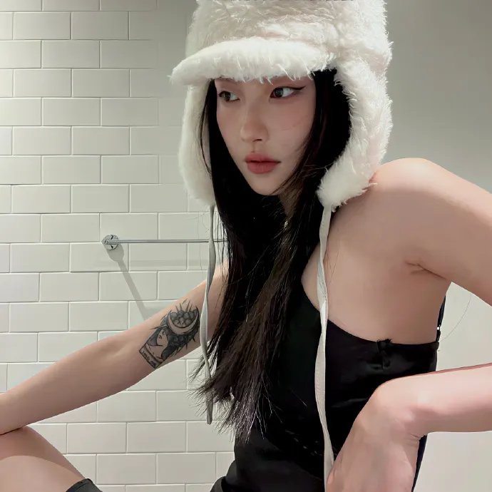 樱花晚秋 海报